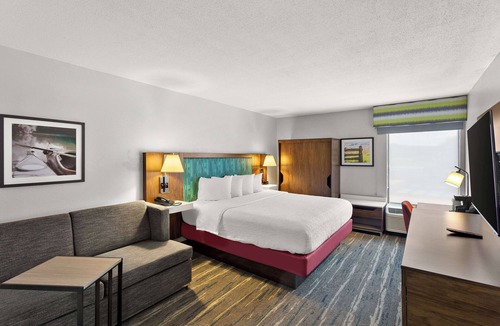 Bridgeport Hotel | Hampton Inn Bridgeport/Clarksburg