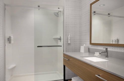 Dexter Hotel | Hampton Inn By Hilton Dexter