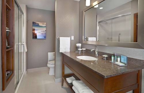 Downtown Halifax Hotel | Hampton Inn by Hilton Halifax Downtown