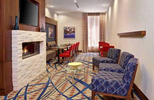 Downtown Halifax Hotel | Hampton Inn by Hilton Halifax Downtown