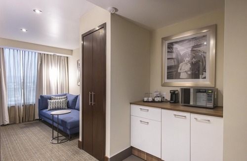 Leon Hotel | Hampton Inn by Hilton Leon Guanajuato