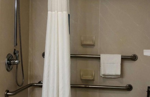 Spring Hill Hotel | Hampton Inn by Hilton Spring Hill