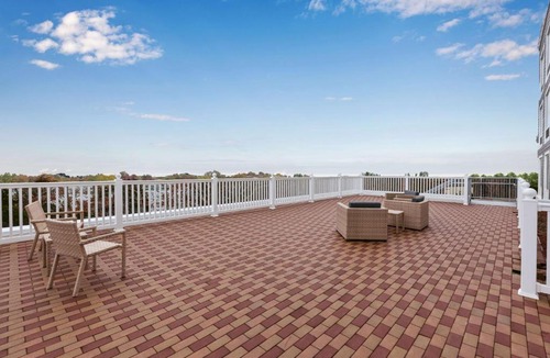Buzzards Bay Hotel | Hampton Inn Cape Cod Canal
