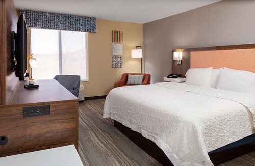 Castle Rock Hotel | Hampton Inn Castle Rock