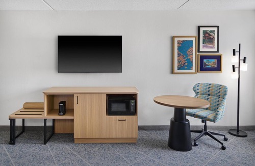Carol Stream Hotel | Hampton Inn Chicago-Carol Stream