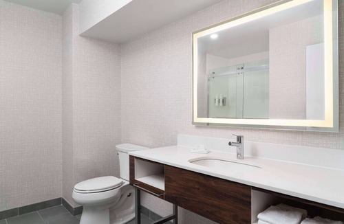 Chicopee Hotel | Hampton Inn Chicopee/Springfield