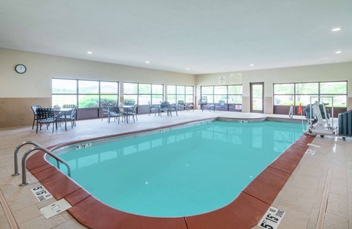 Corydon Hotel | Hampton Inn Corydon