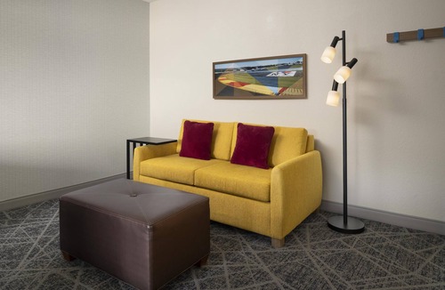 Big Flats Airport Hotel | Hampton Inn Elmira/Horseheads