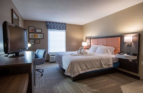 Hadley Hotel | Hampton Inn Hadley-Amherst Area