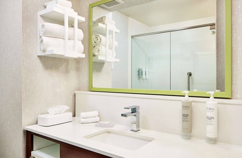 Longmont Hotel | Hampton Inn Longmont