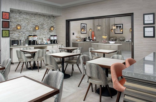 Marathon Hotel | Hampton Inn Marathon - Florida Keys
