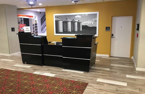 McPherson Hotel | Hampton Inn McPherson