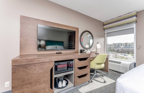 Morgantown Hotel | Hampton Inn Morgantown