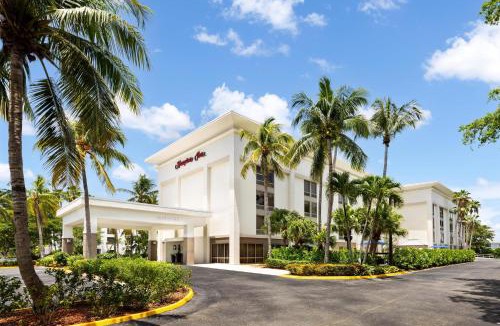 Naples Hotel | Hampton Inn Naples-Central