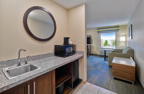 Aksarben - Elmwood Park Hotel | Hampton Inn Omaha Midtown-Aksarben Area
