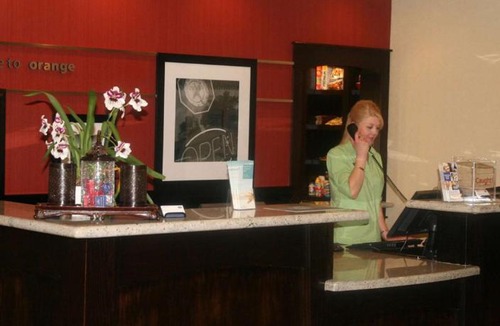 Orange Hotel | Hampton Inn Orange