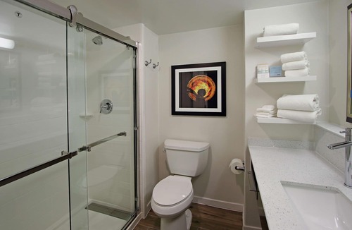 Frazer Hotel | Hampton Inn Philadelphia/Great Valley/Malvern