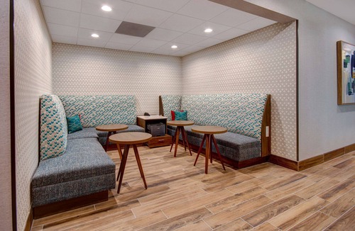 Rancho Cucamonga Hotel | Hampton Inn & Suites Ontario Rancho Cucamonga