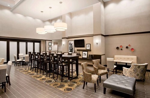Mansfield Hotel | Hampton Inn & Suites Mansfield