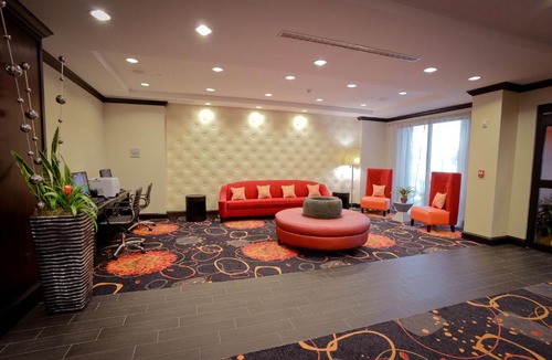Albany Hotel | Hampton Inn & Suites Albany at Albany Mall