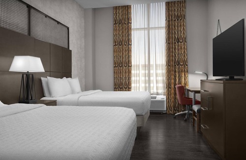Museum District Hotel | Hampton Inn & Suites Austin @ The University/Capitol