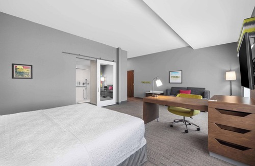 West Park Community Hotel | Hampton Inn & Suites Bakersfield Central