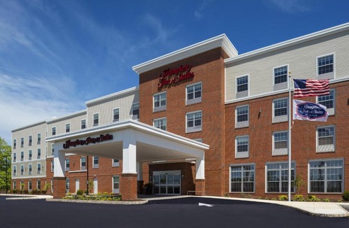 Martinsville Hotel | Hampton Inn & Suites Bridgewater, NJ