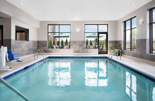 Summit Hotel | Hampton Inn & Suites Bridgeview Chicago, Il