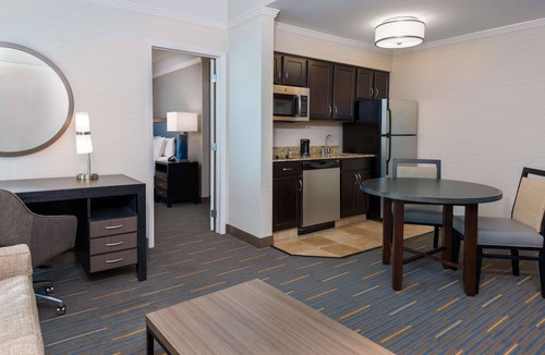Downtown Buffalo Hotel | Hampton Inn & Suites Buffalo Downtown