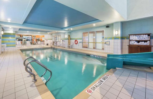 Moncton Hotel | Hampton Inn & Suites by Hilton Moncton