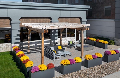 Orange Hotel | Hampton Inn & Suites Cleveland-Beachwood