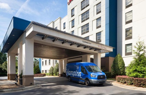 Concord Hotel | Hampton Inn & Suites Concord-Charlotte