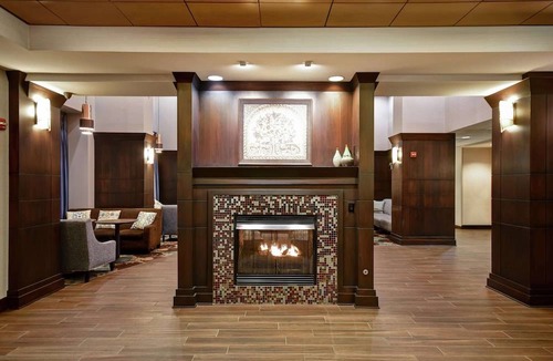 Canton Hotel | Hampton Inn & Suites Detroit-Canton
