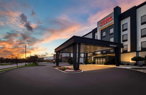 Dayton Hotel | Hampton Inn & Suites Dayton-Vandalia