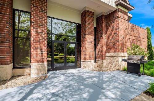 Okemos Hotel | Hampton Inn & Suites East Lansing