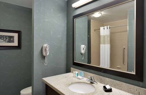 Edgewood Hotel | Hampton Inn & Suites Edgewood/Aberdeen-South