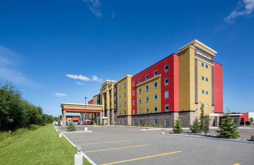 Northwest Edmonton Hotel | Hampton Inn & Suites Edmonton St. Albert, Ab