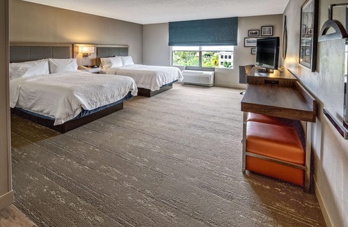 Estero Hotel | Hampton Inn & Suites Fort Myers-Estero/FGCU