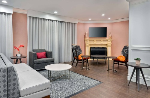 Farmington Hotel | Hampton Inn & Suites Hartford/Farmington