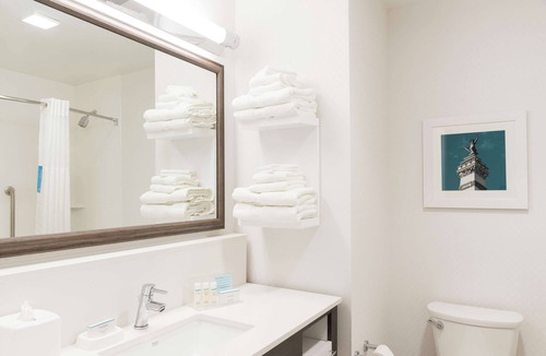 Indianapolis Hotel | Hampton Inn & Suites Indianapolis-Keystone