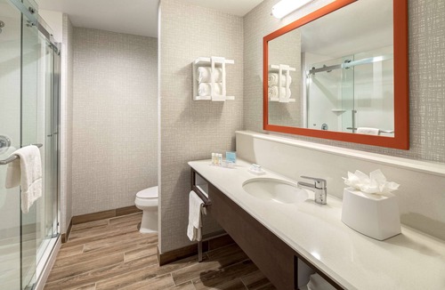 Indio Hotel | Hampton Inn & Suites Indio