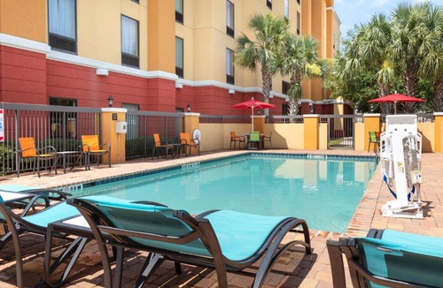 Southside Hotel | Hampton Inn & Suites Jacksonville South - Bartram Park