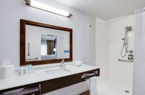Orange Park Hotel | Hampton Inn & Suites Jacksonville/Orange Park