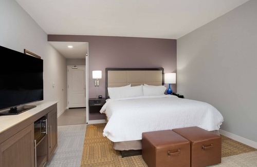 Orange Park Hotel | Hampton Inn & Suites Jacksonville/Orange Park
