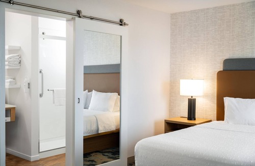 Historic Downtown La Crosse Hotel | Hampton Inn & Suites La Crosse Downtown