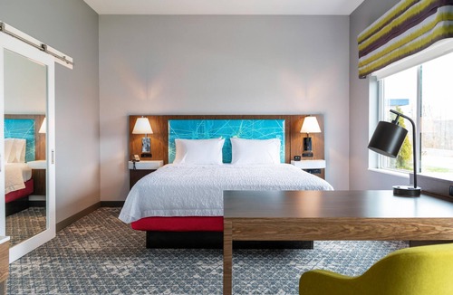 Marshfield Hotel | Hampton Inn & Suites Marshfield