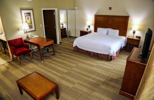 McComb Hotel | Hampton Inn & Suites McComb