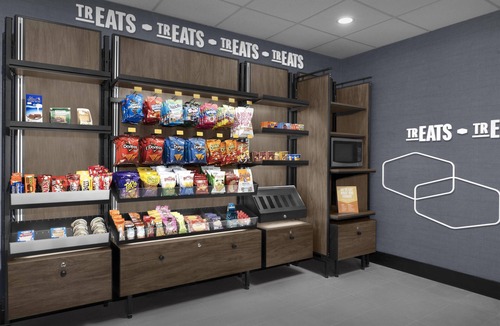 Granger Hotel | Hampton Inn & Suites Mishawaka/South Bend at Heritage Square