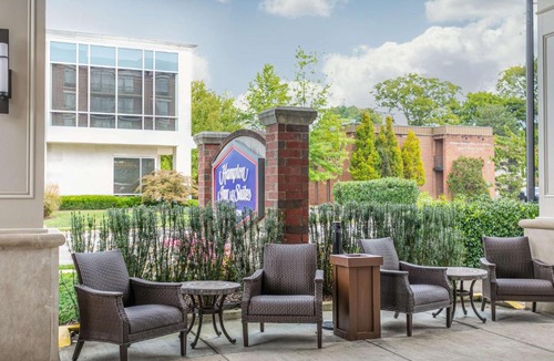 Green Hills Hotel | Hampton Inn & Suites Nashville-Green Hills