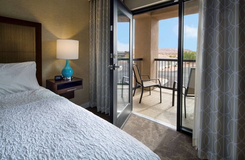 Page Hotel | Hampton Inn & Suites Page - Lake Powell